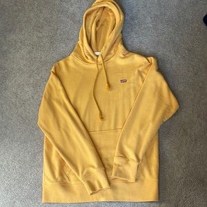 NEVER WORN Levi’s hoodie